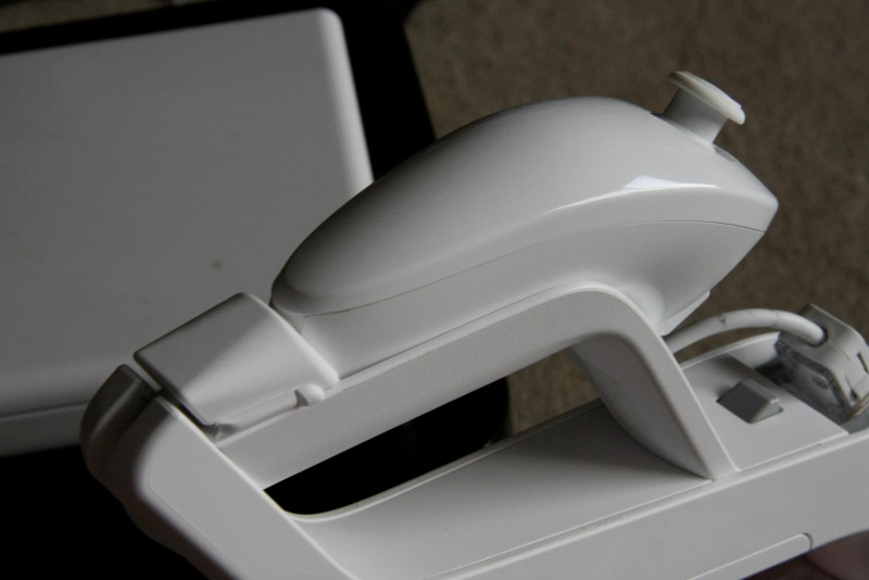 Illustration for article titled Wii Zapper Hands On (Verdict: Shoot From the Hip)